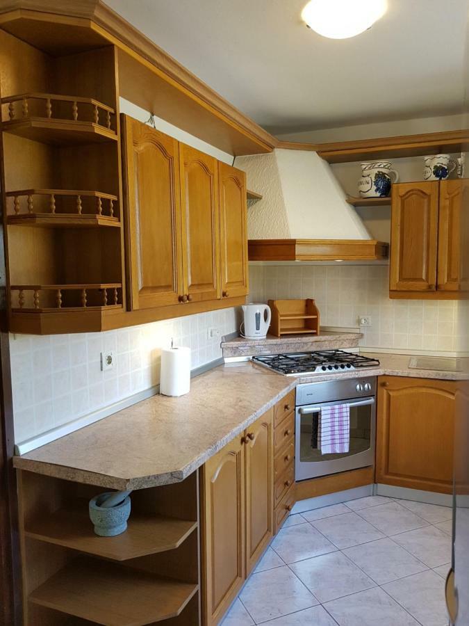 Apartman Roberta ラビン エクステリア 写真